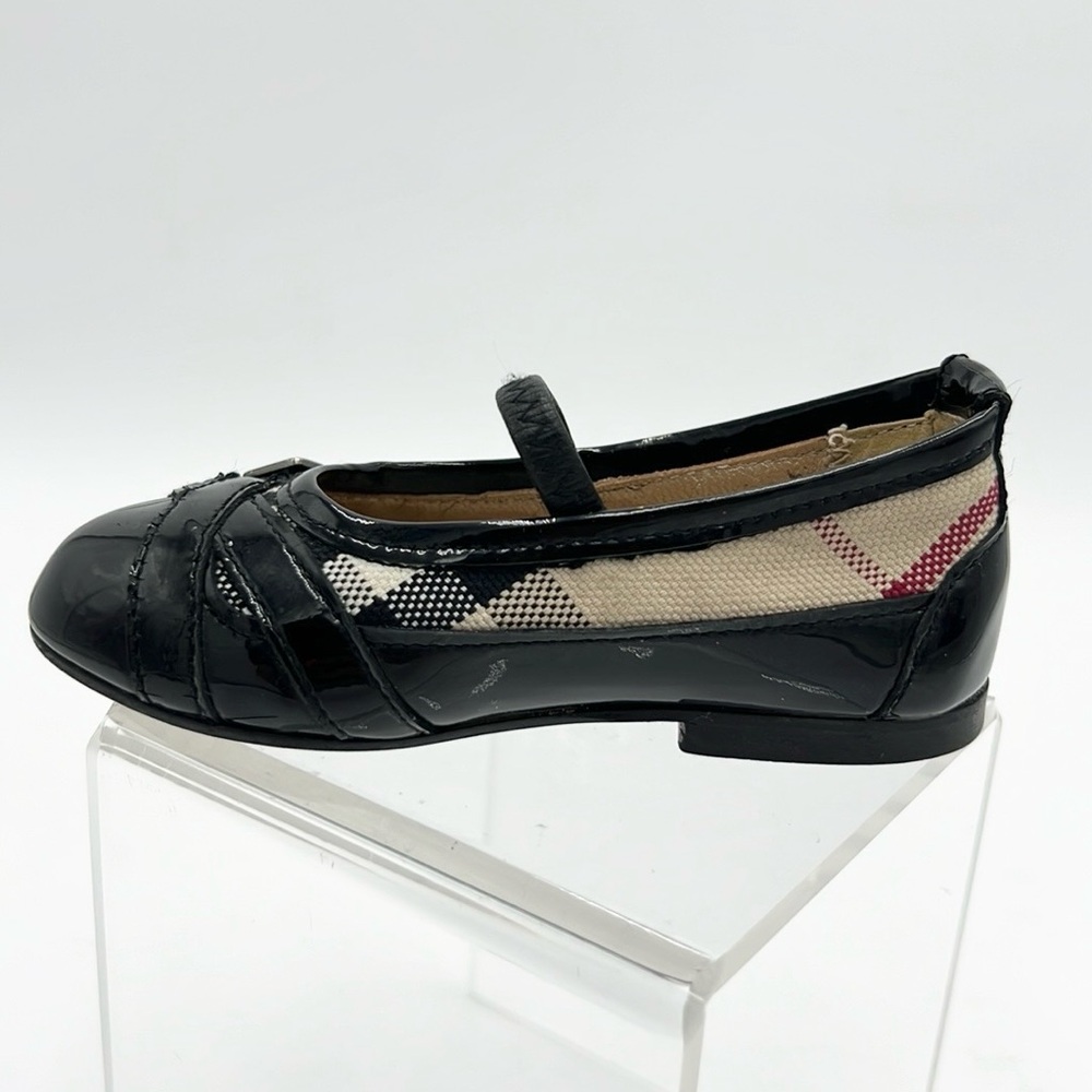BURBERRY GIRLS PATENT LEATHER NOVA CHECK BLACK BALLERINA FLAT SZ 5C - Picture 4 of 15
